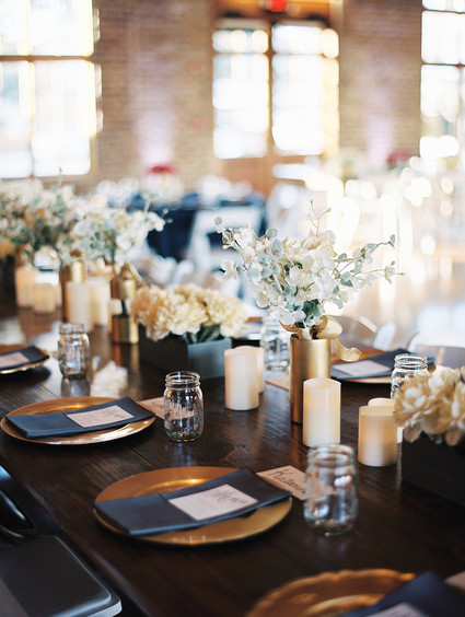Navy and gold Savannah wedding
