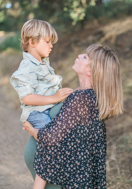 Sunset maternity + family session in Topanga