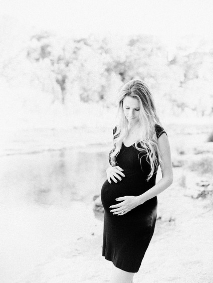 Bull Creek maternity photos near Austin TX