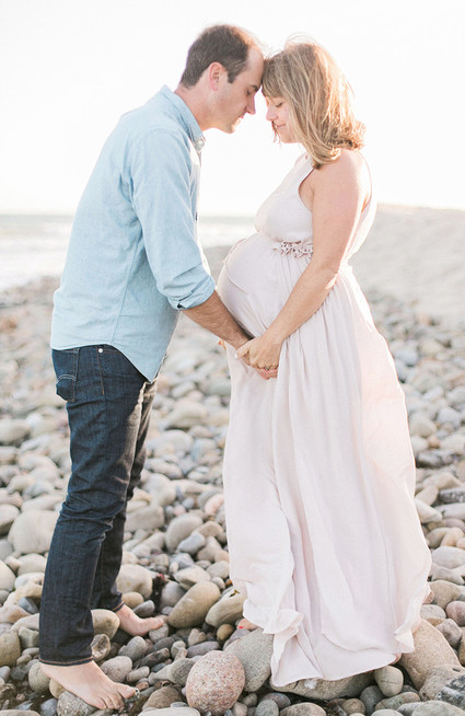 Sunset maternity + family session in Topanga