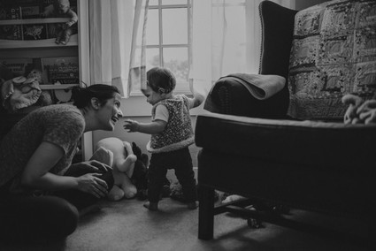 Motherhood sessions by Victoria Gloria