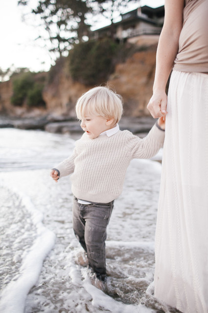 Beach maternity photos