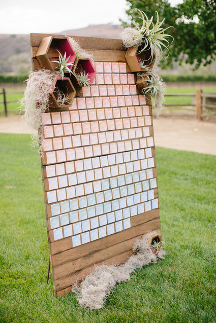 Escort card station