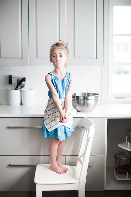 mother daughter baking session at home