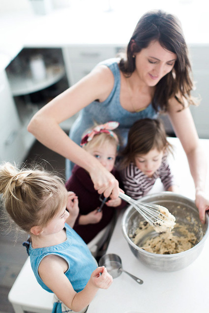 mother daughter baking session at home