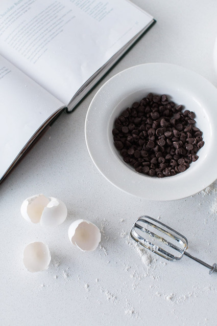 mother daughter baking session at home