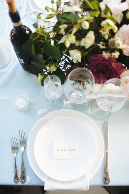 Simple elegant place setting Inspiration