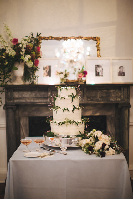 Classic wedding cake