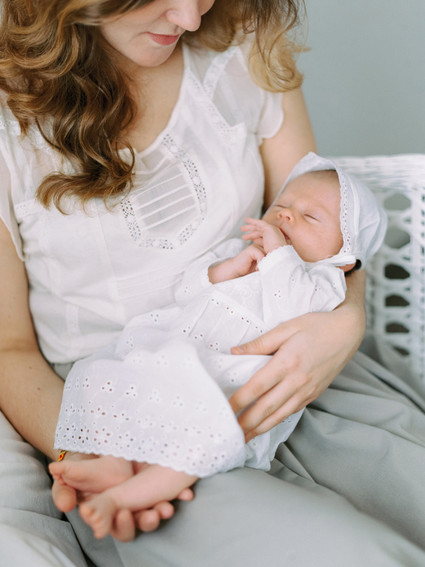 dreamy neutral newborn photos