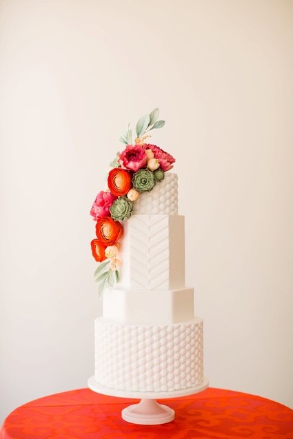 Modern wedding cake