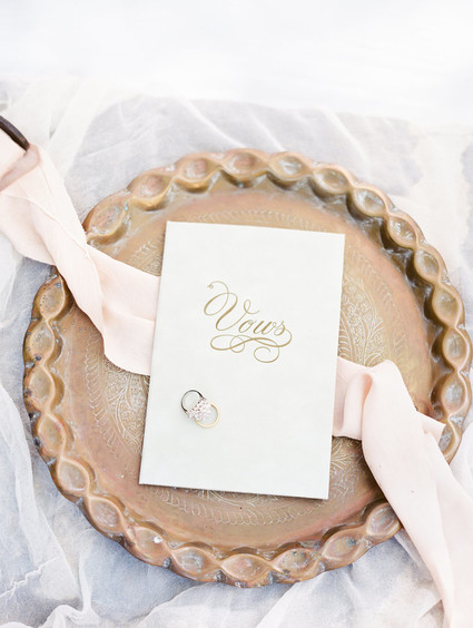 Elegant wedding stationery