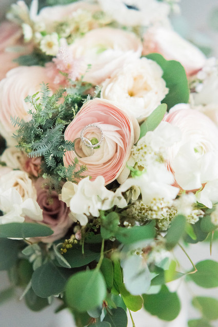 blush bridal bouquet