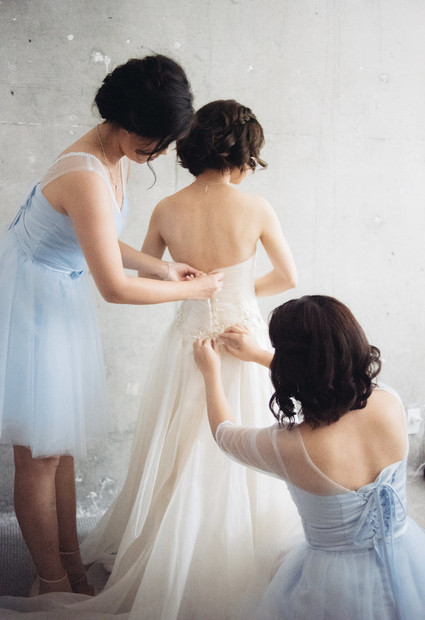 bride getting ready