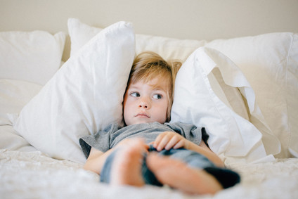 Natural light family newborn photos