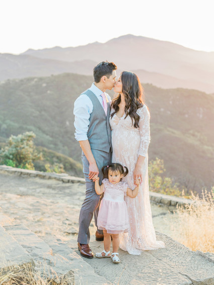 golden  hour maternity photos