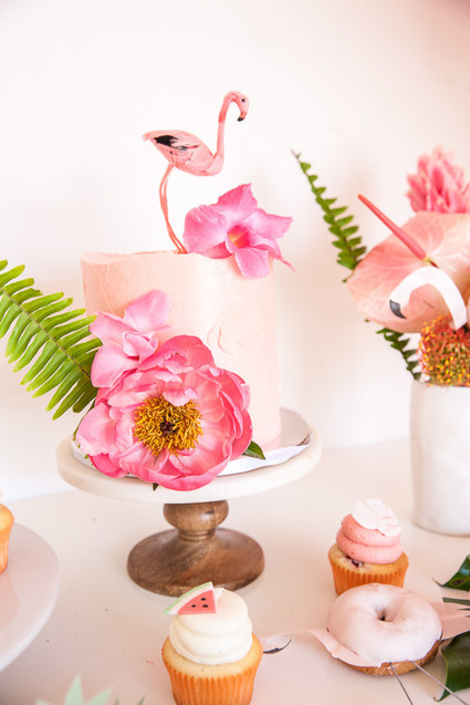 flamingo birthday cake