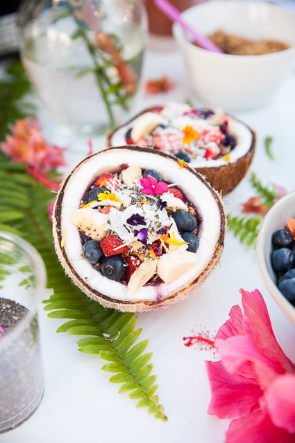 smoothie bowl bar