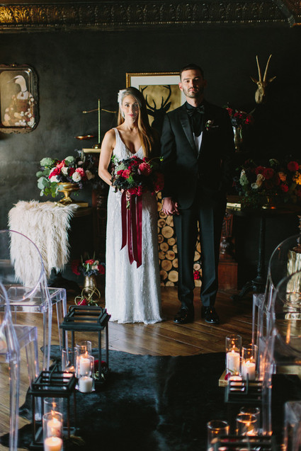 black and gold fall wedding ideas