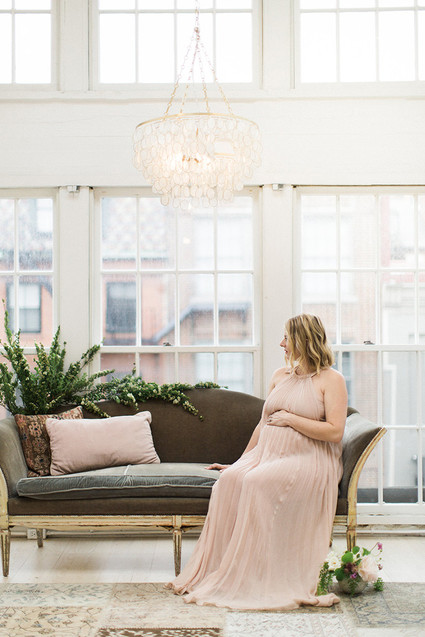 romantic formal maternity photos