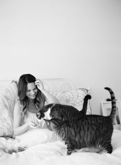 Modern newborn photos by Lacie Hansen