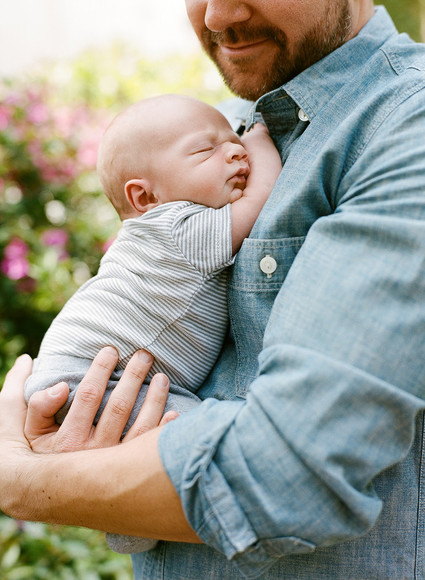Modern newborn photos by Lacie Hansen