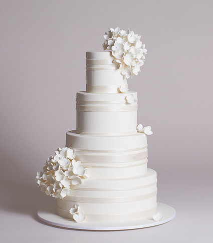 Modern wedding cake