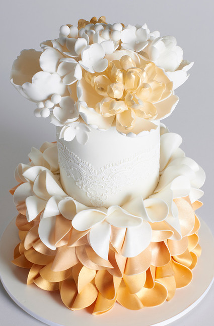 Modern wedding cake