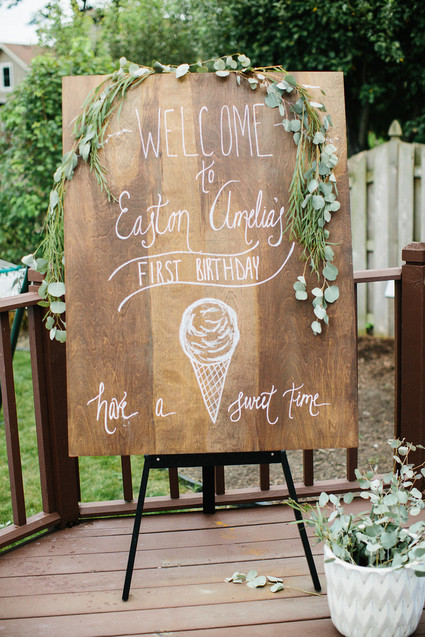 floral 1st birthday party ideas