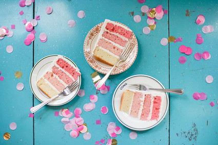 gender reveal cake