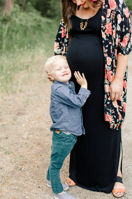 Rustic fall family maternity photos