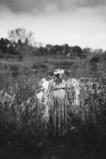 black and white vintage style maternity photos