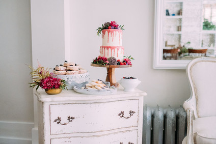 Dessert bar