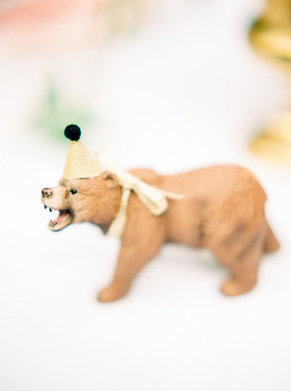 birthday party animal figurines Inspiration