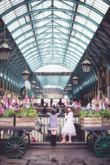 Sweet sisters shoot in London