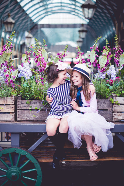Sweet sisters shoot in London