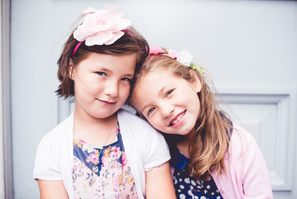 Sweet sisters shoot in London