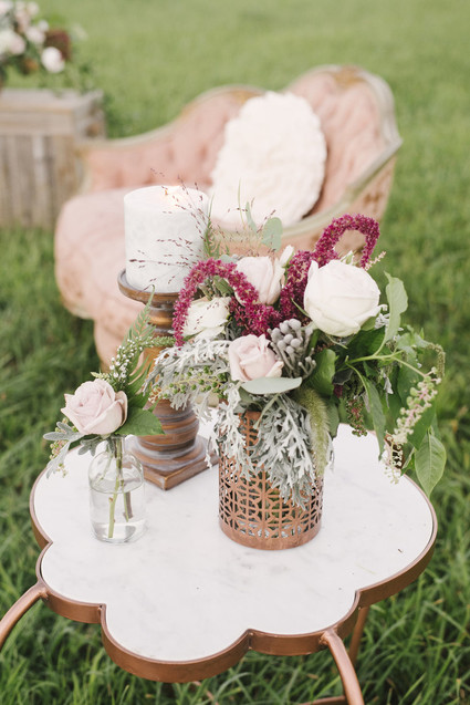 Rustic wedding decor