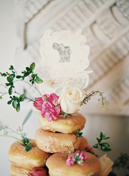donut cake