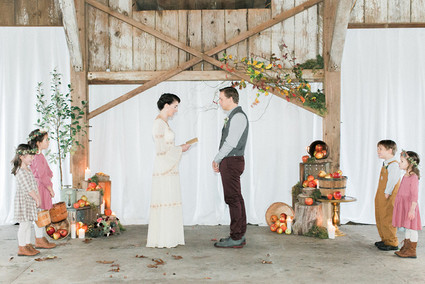 Fall wedding ceremony