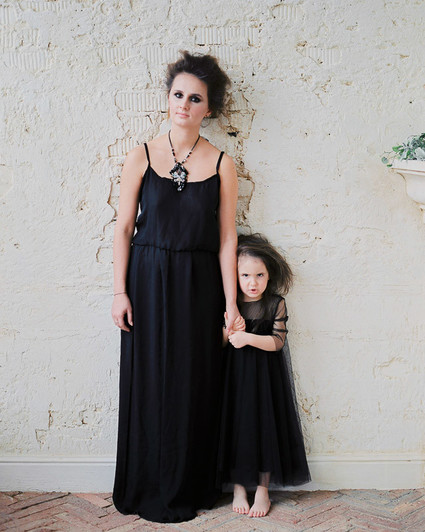 Romantic gothic family photos