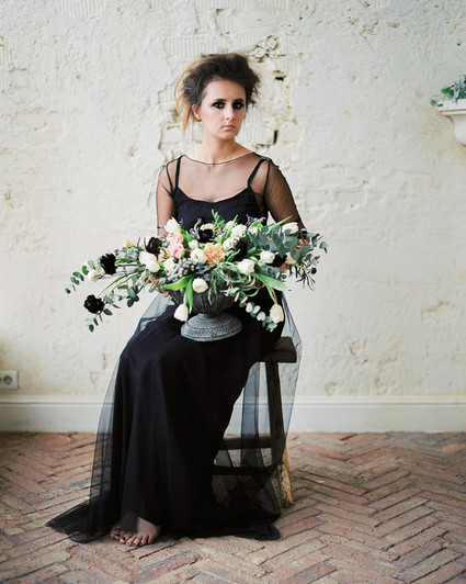 romantic black wedding ideas