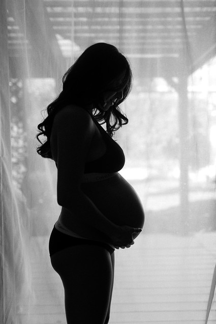 bare maternity photos