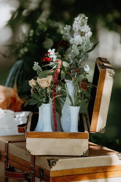 Vintage wedding decor