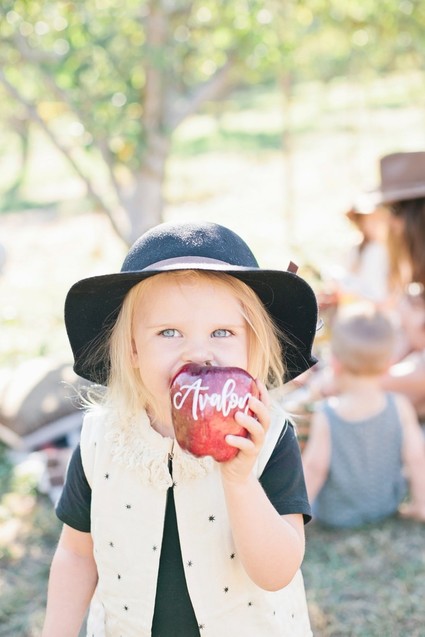kids apple picking party