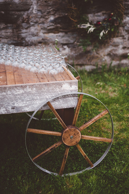 Rustic wedding decor