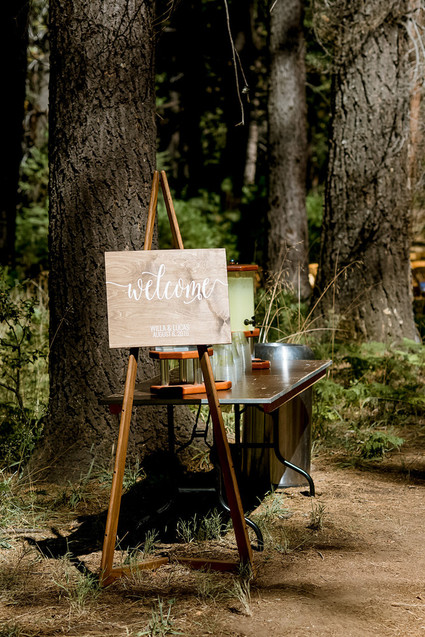 Rustic wedding decor