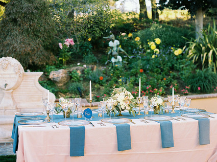 Blue and pink wedding decor