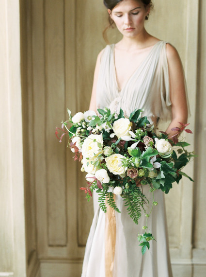Romantic white and green bridal bouquet