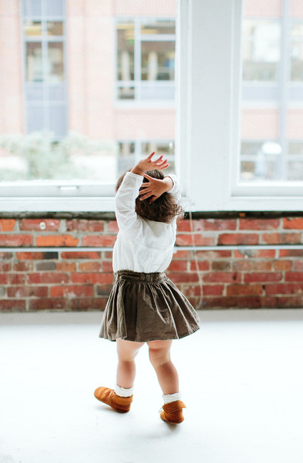 modern styled holiday photos