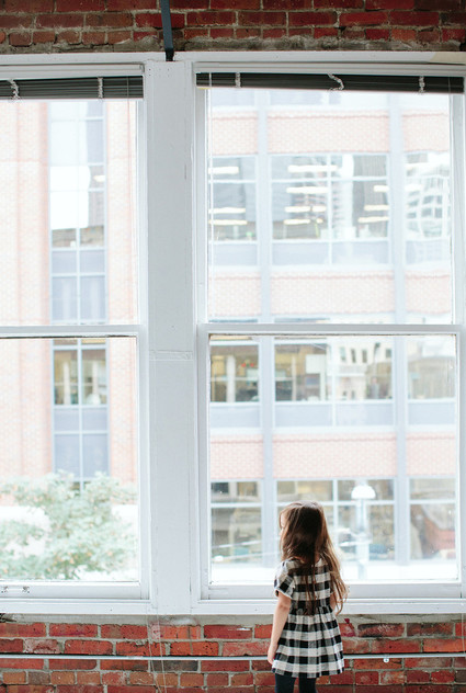 modern styled holiday photos